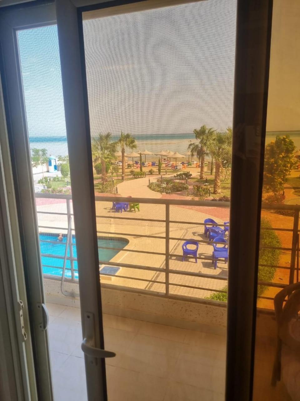 Casablanca Beach For Families And Couples Only Aparthotel Hurghada Bilik gambar