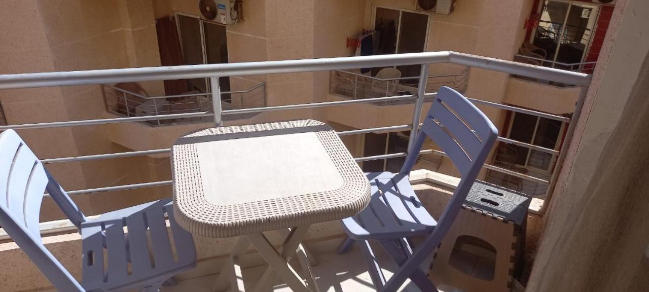 Casablanca Beach For Families And Couples Only Aparthotel Hurghada Bilik gambar
